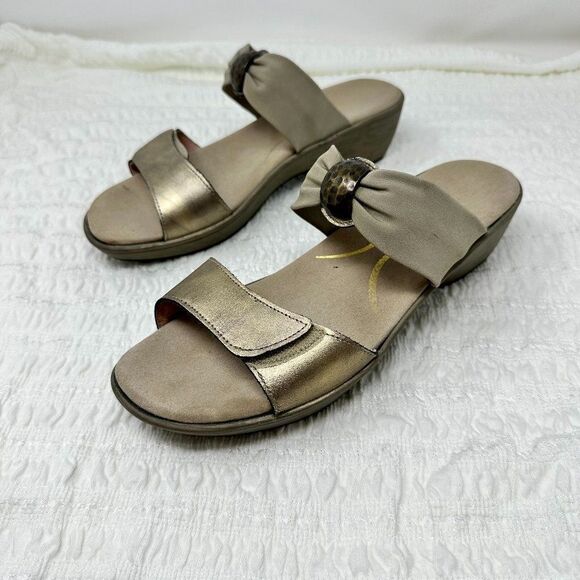 Naot Sandals- Size 9.5 - Picture 1 of 12